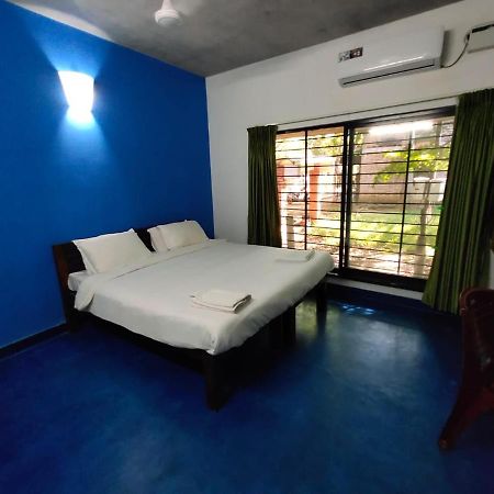 Le Tamarin Guest House Auroville Esterno foto