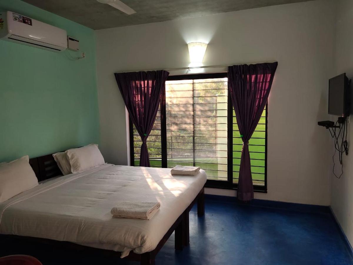 Le Tamarin Guest House Auroville Esterno foto